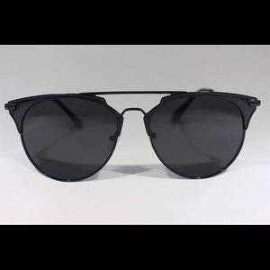 Trendy statement Black sunglasses